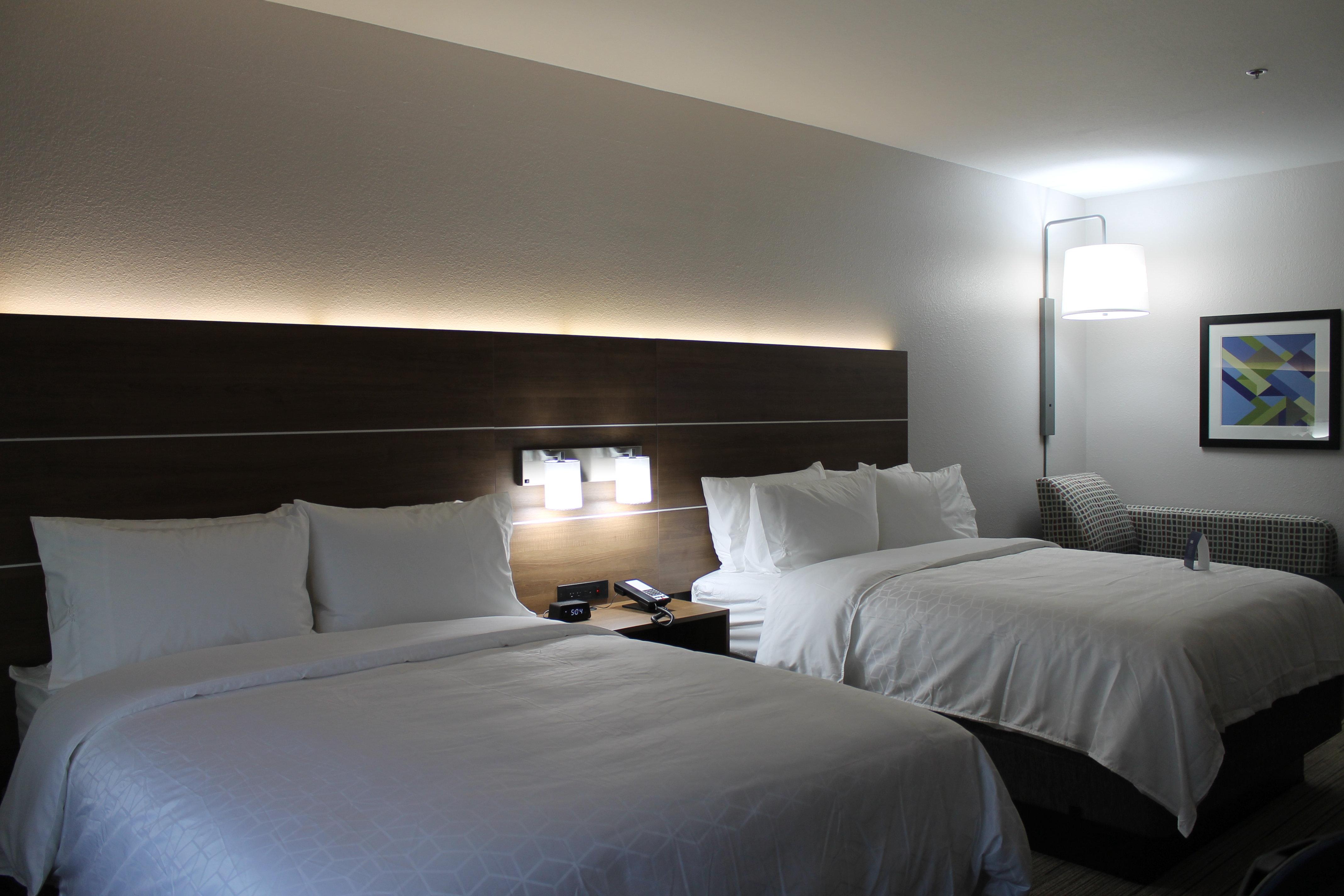 Holiday Inn Express & Suites - Tulare By Ihg Kültér fotó