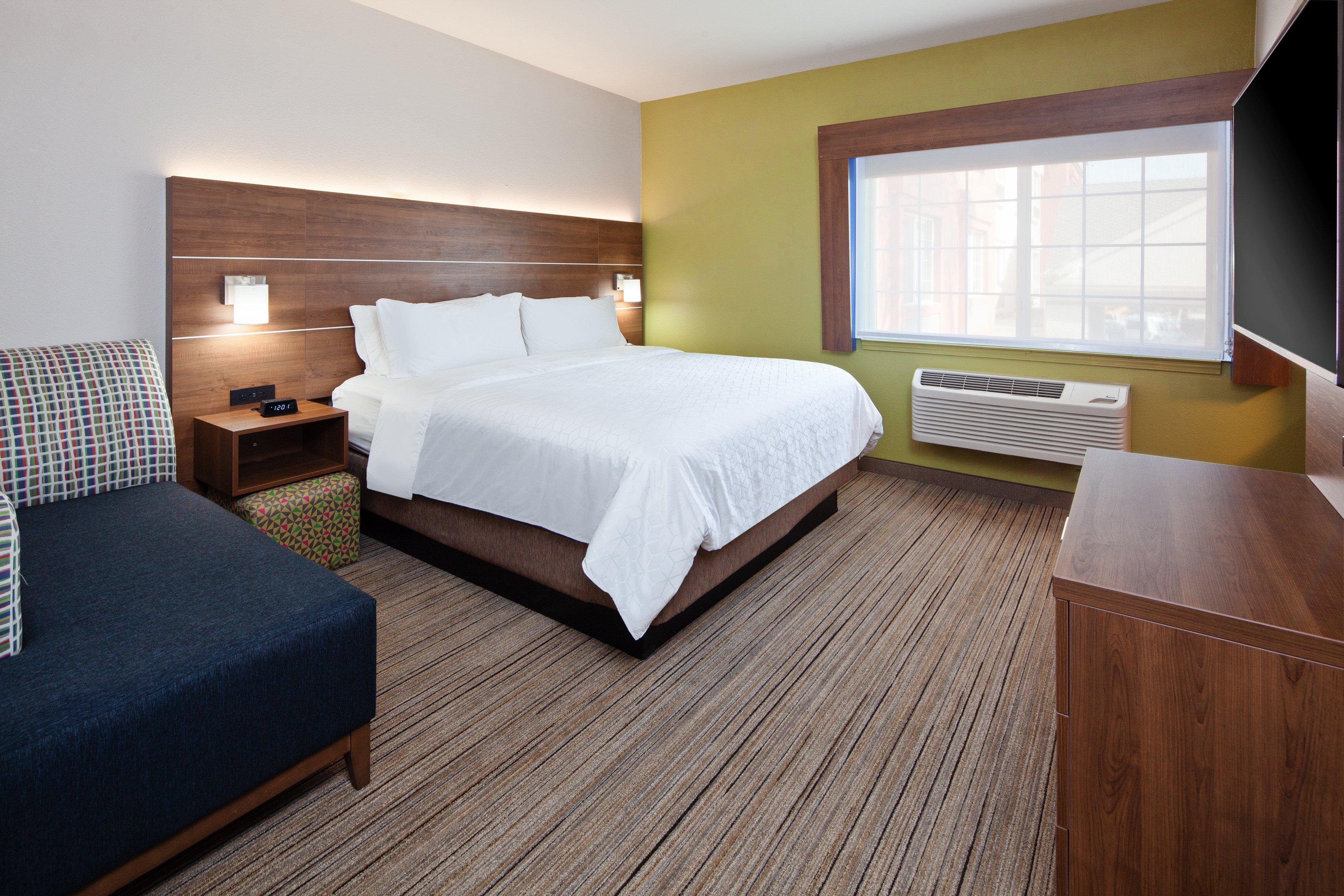 Holiday Inn Express & Suites - Tulare By Ihg Kültér fotó